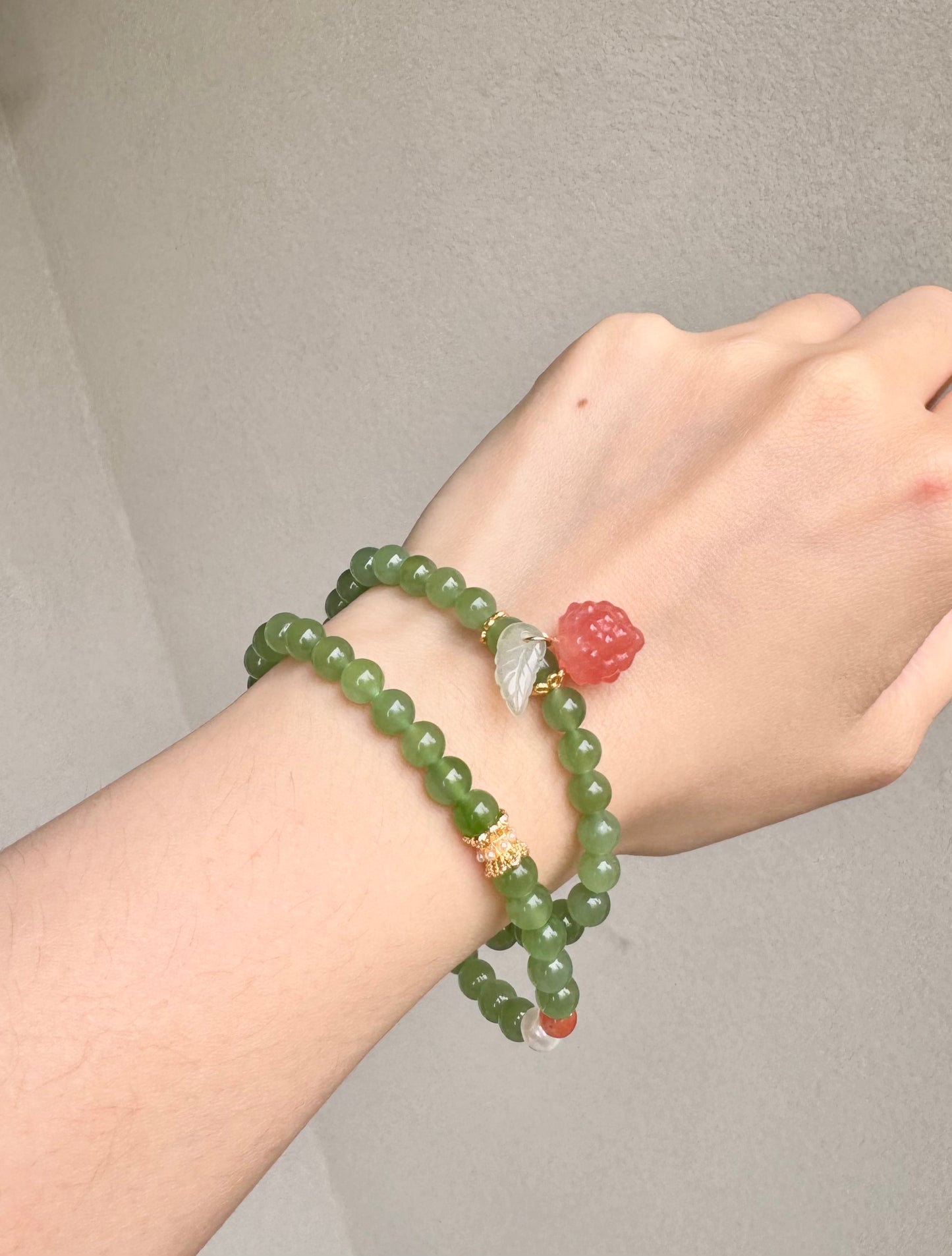Natural Apple Green Nephrite Beaded Bracelet with agate raspberry