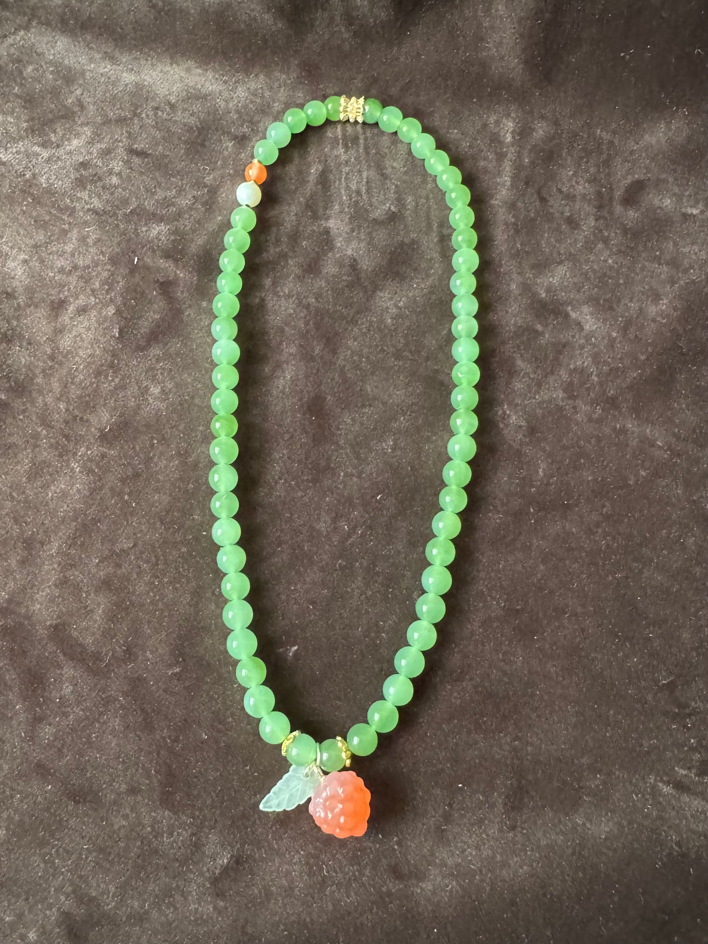 Natural Apple Green Nephrite Beaded Bracelet with agate raspberry