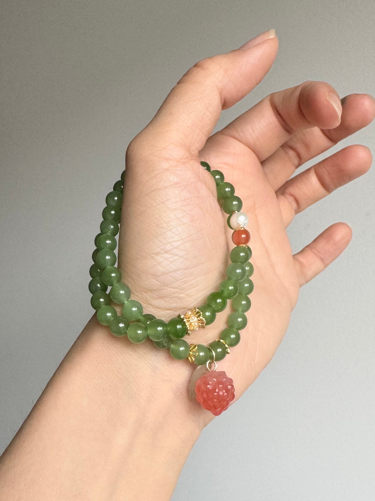 Natural Apple Green Nephrite Beaded Bracelet with agate raspberry