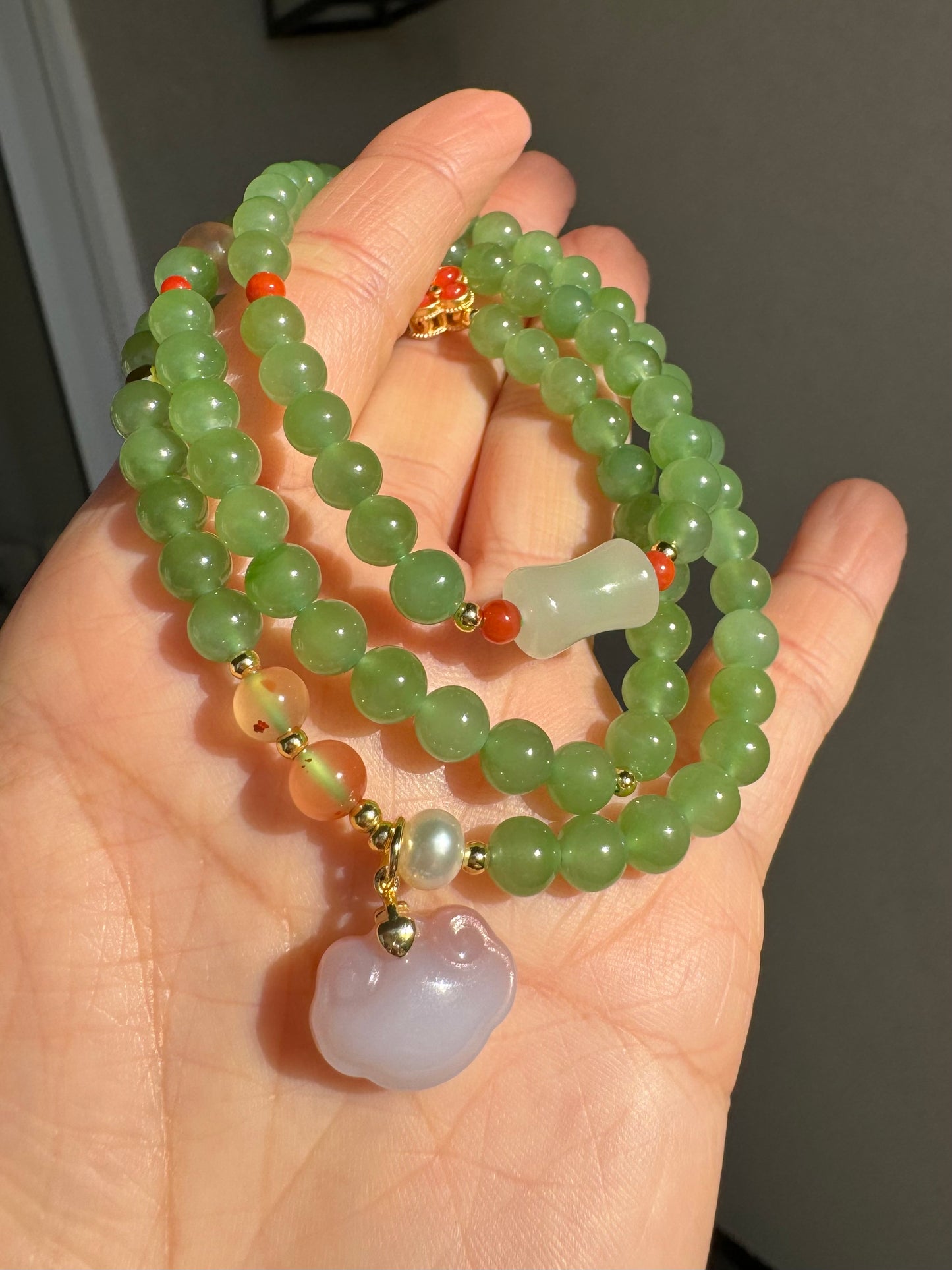 Natural Apple Green Nephrite Beaded Bracelet with Agate " Lucky cloud"