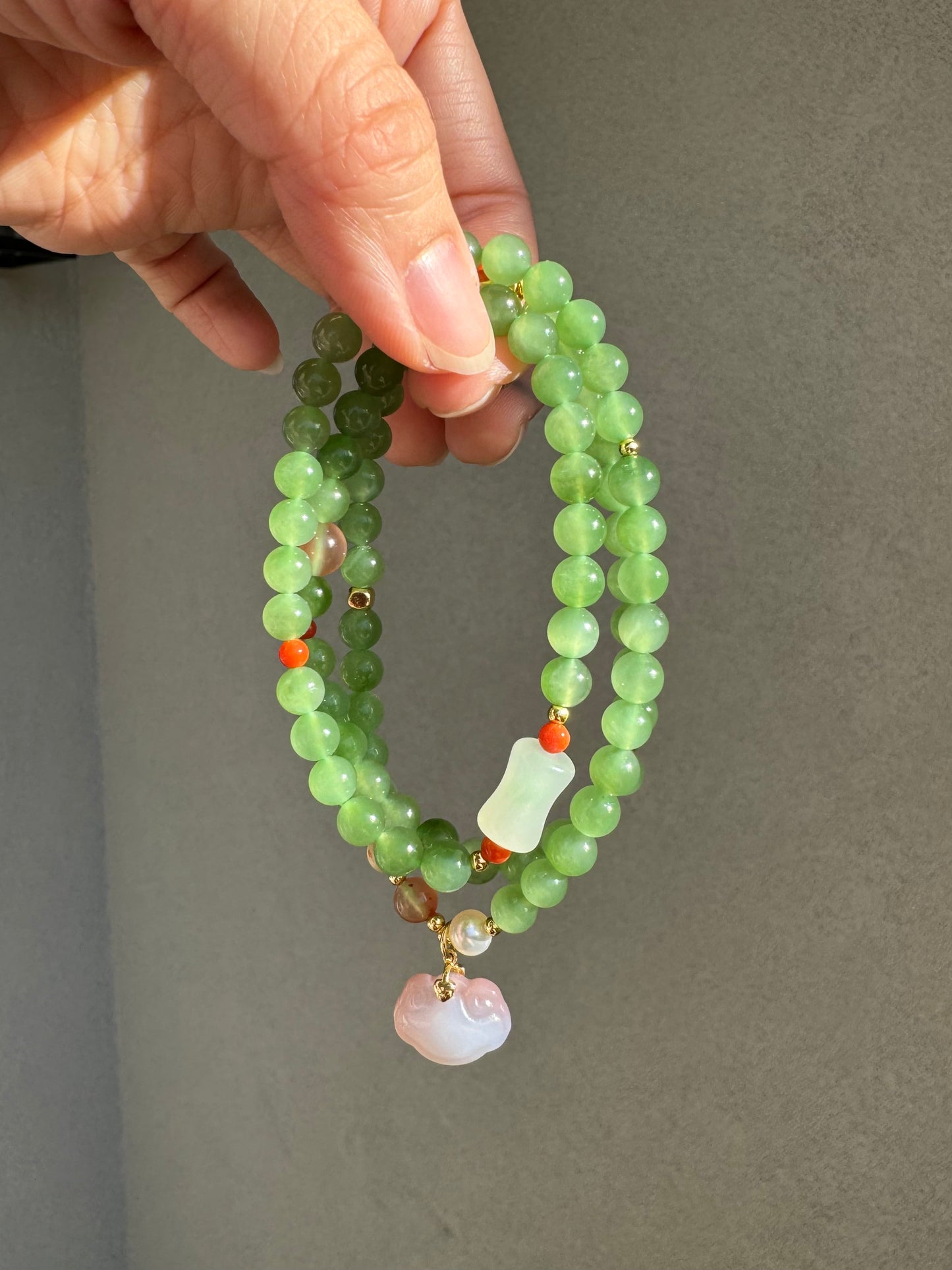 Natural Apple Green Nephrite Beaded Bracelet with Agate " Lucky cloud"