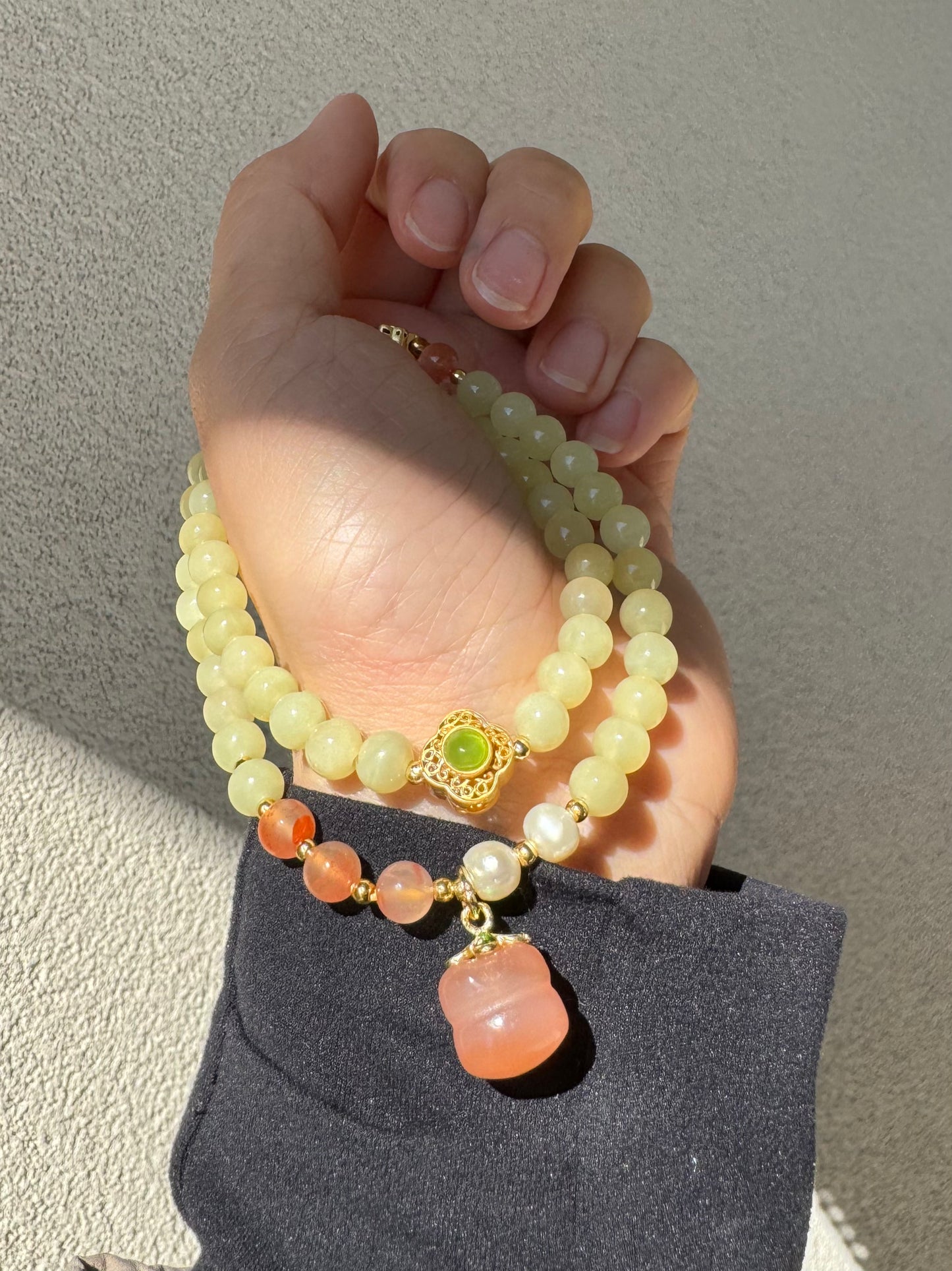 Natural yellow nephrite jade Beaded Bracelet with agate persimmon