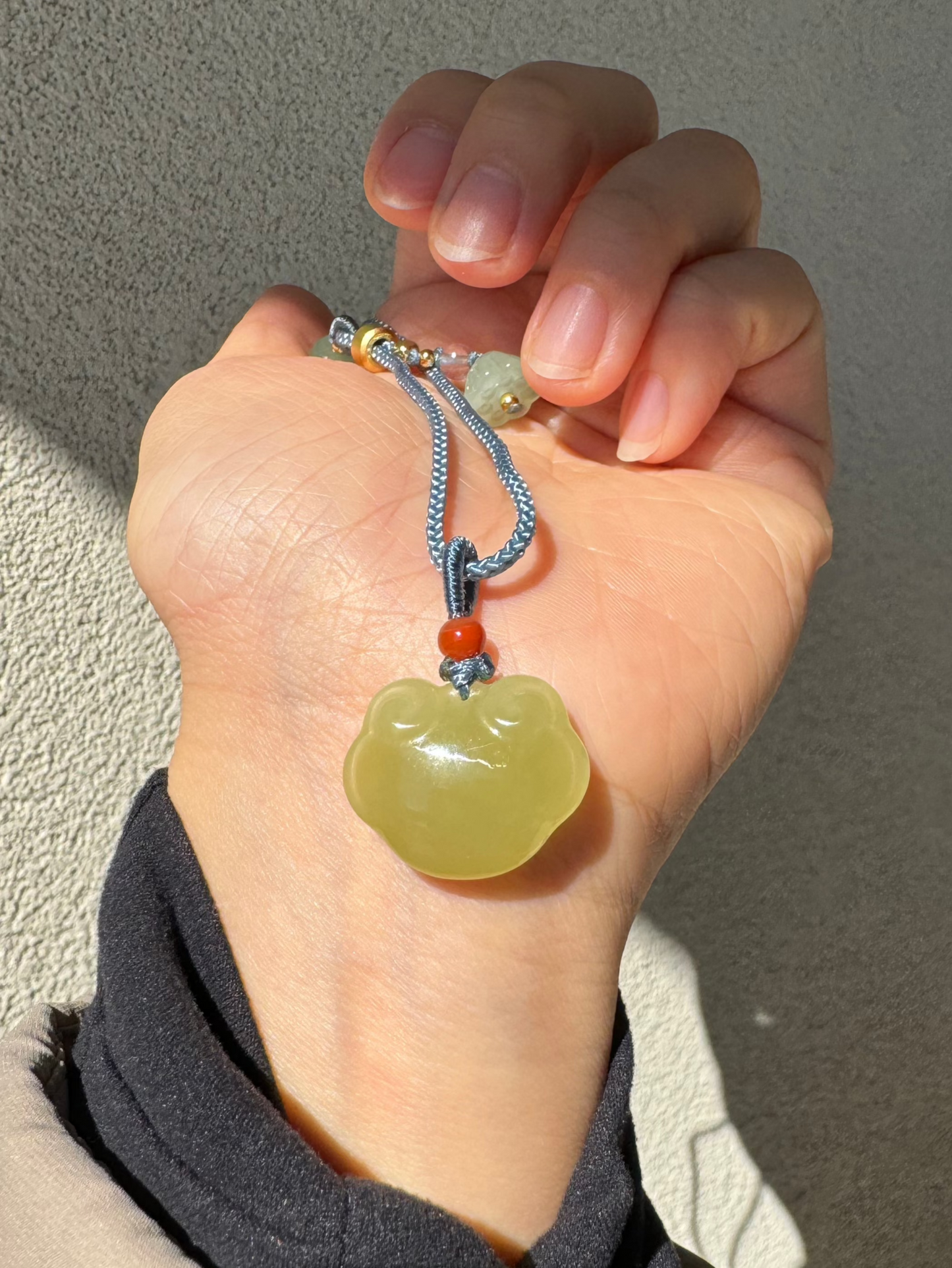 Ruyi lock/“as one wishes lock" Natural Hetian jade pendant necklace