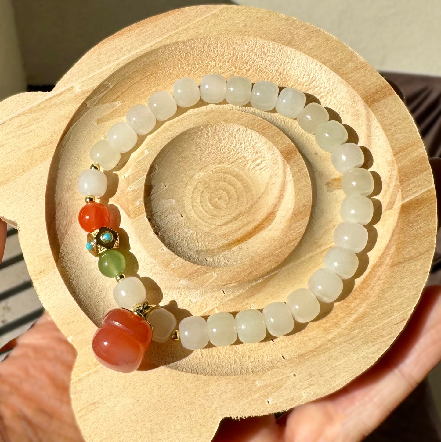 White Jade Beaded Bracelet for woman/ girls 7mm Beads with a lucky persimmon