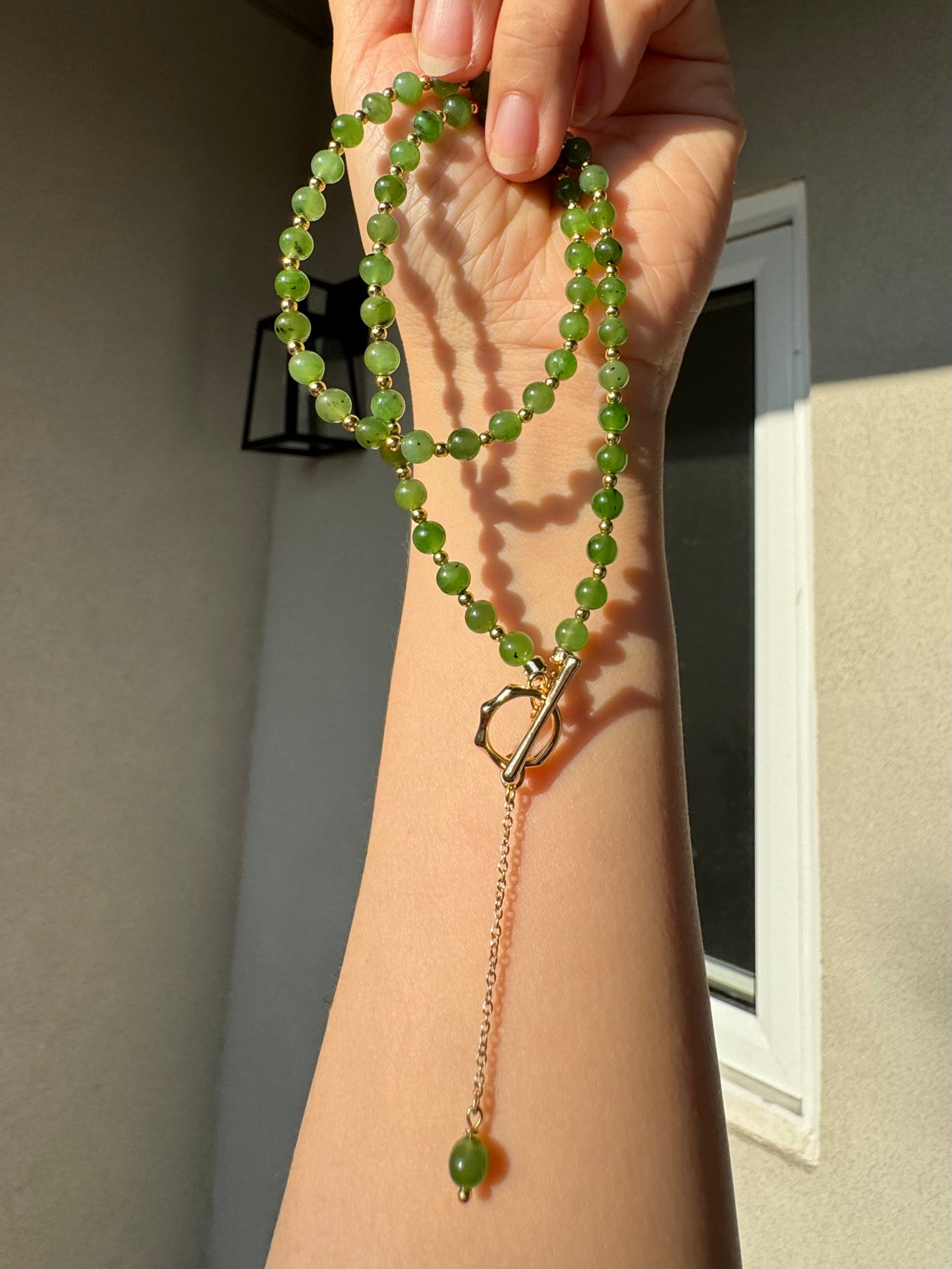 Natural green nephrite jade bead collarbone necklace