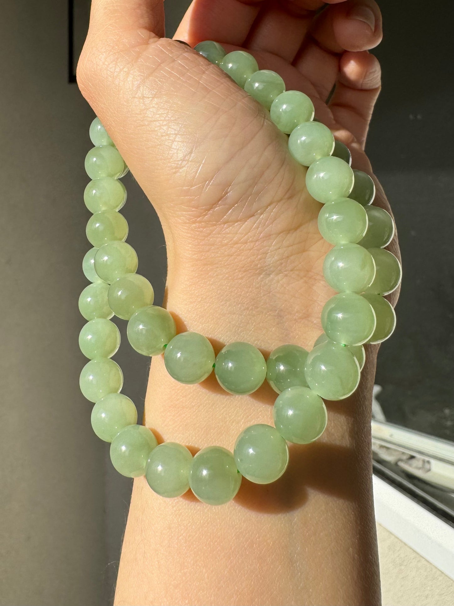 Green Jade Necklace | 9.5 mm Bead | Woman | 18inches mother's day gift