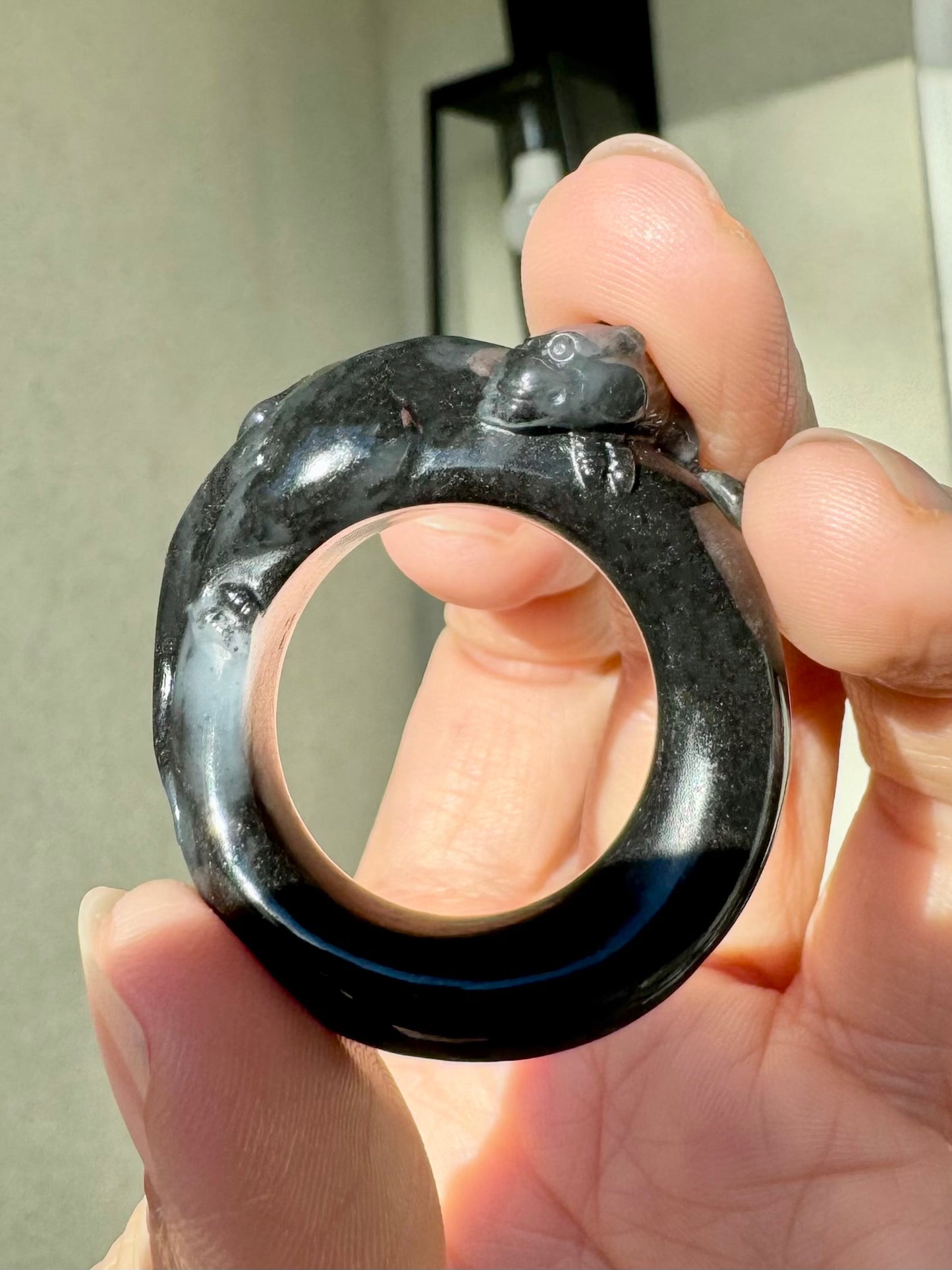 jade dragon thumb ring
